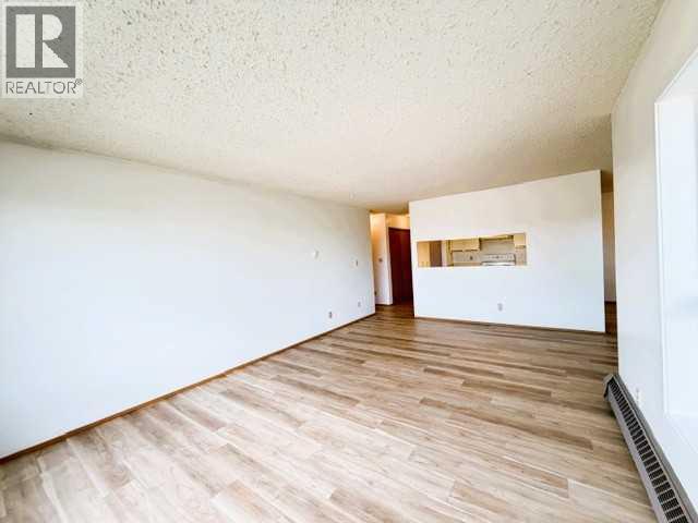 306E, 201 12 Avenue SW, Slave Lake — photo 9