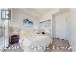 805 - 3091 Dufferin Street, Toronto, ON M6A0C4 Photo 13