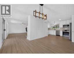 Kitchen - 6531 Longacre Drive, Vernon, BC V1H1H9 Photo 11