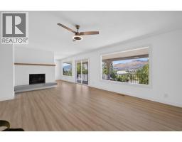Primary Bedroom - 6531 Longacre Drive, Vernon, BC V1H1H9 Photo 9
