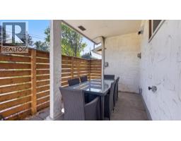 Full bathroom - 6531 Longacre Drive, Vernon, BC V1H1H9 Photo 17