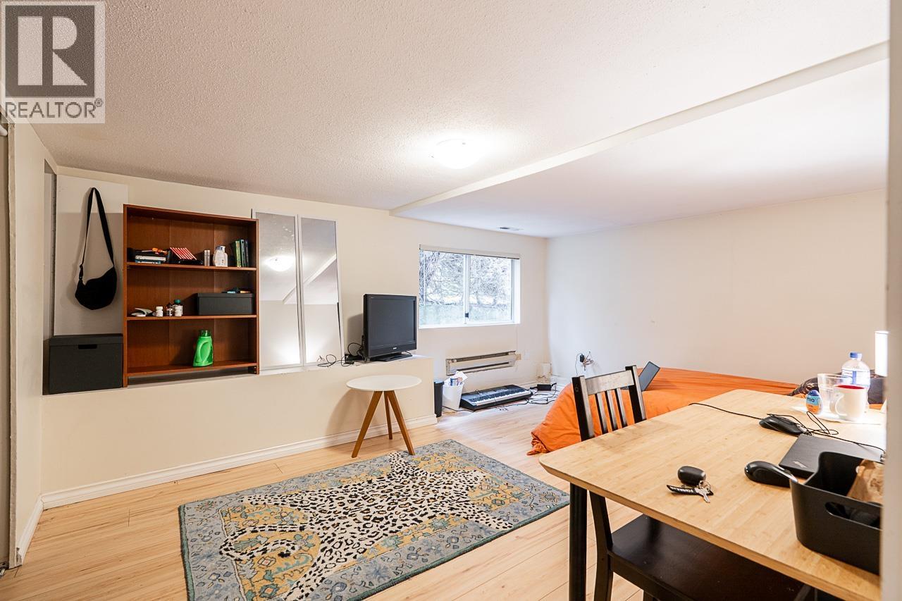 4534 W 5TH AVENUE, Vancouver