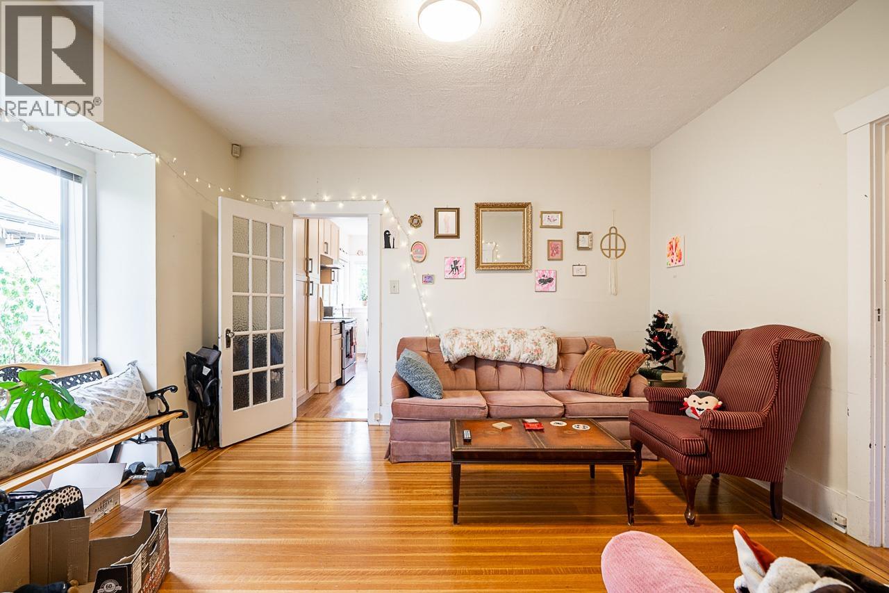 4534 W 5TH AVENUE, Vancouver