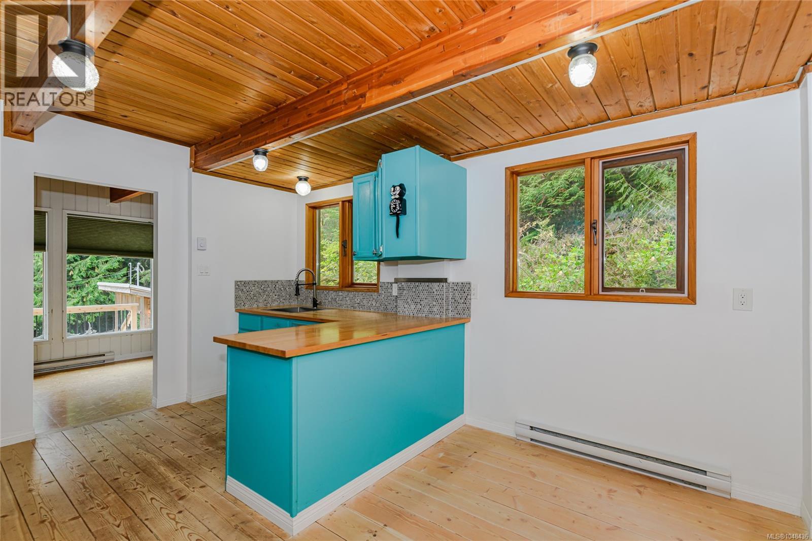 384 Roland Rd, Salt Spring