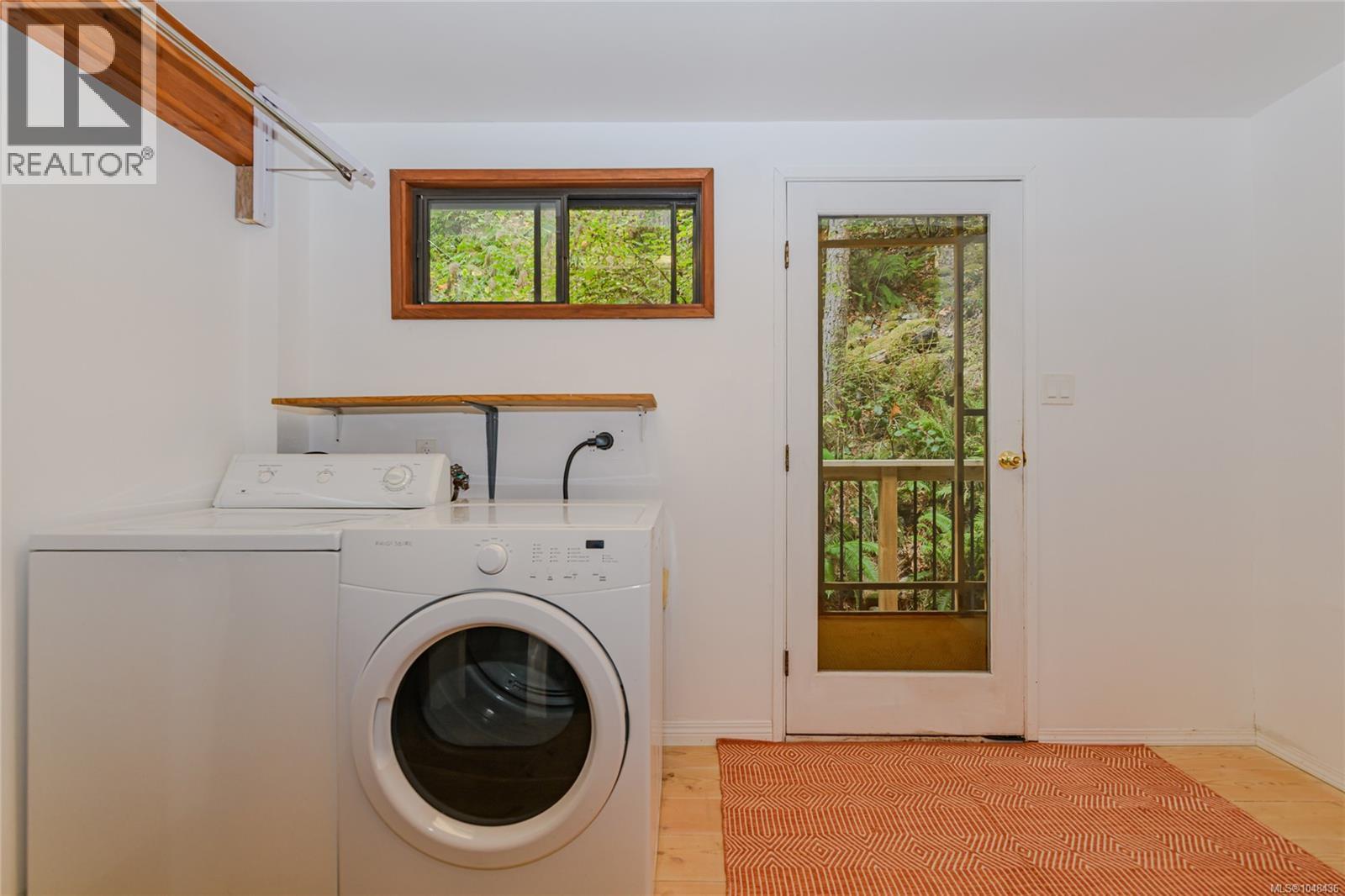 384 Roland Rd, Salt Spring