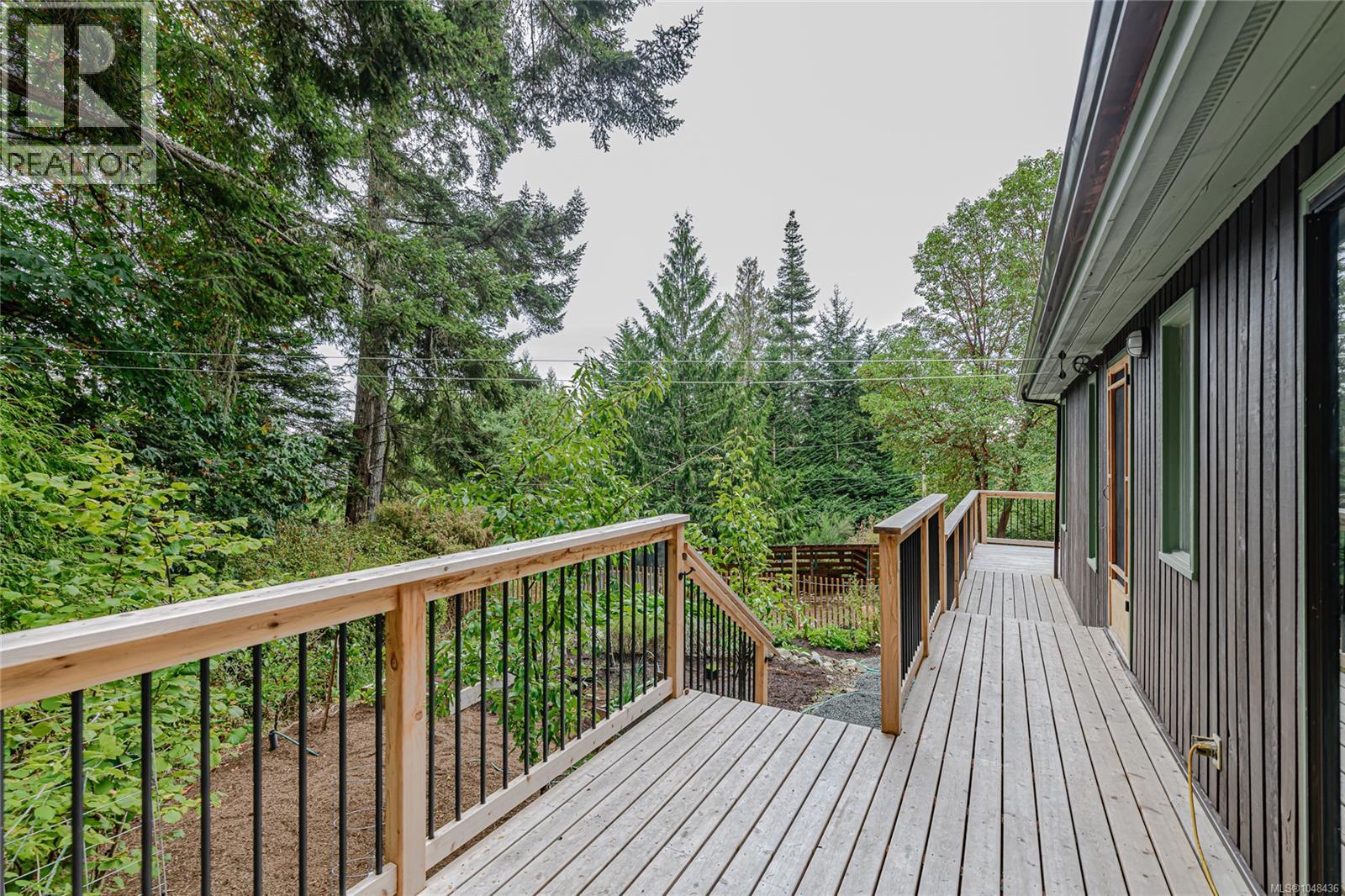 384 Roland Rd, Salt Spring