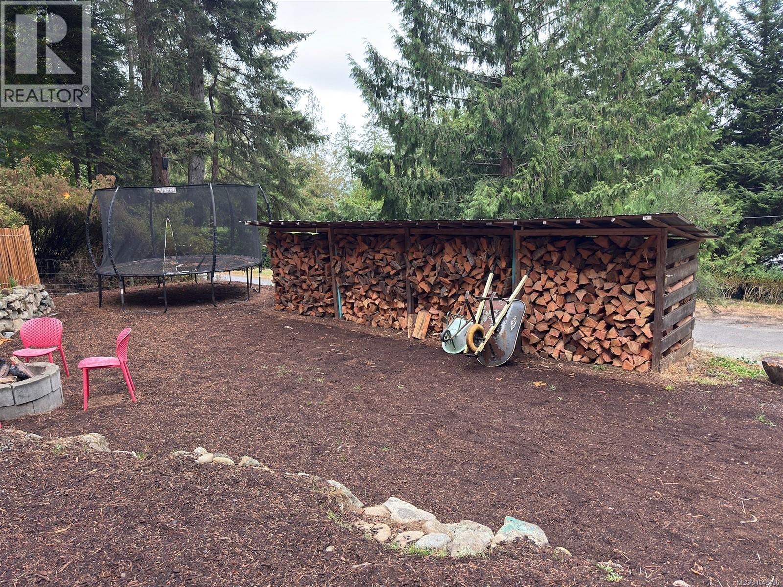 384 Roland Rd, Salt Spring