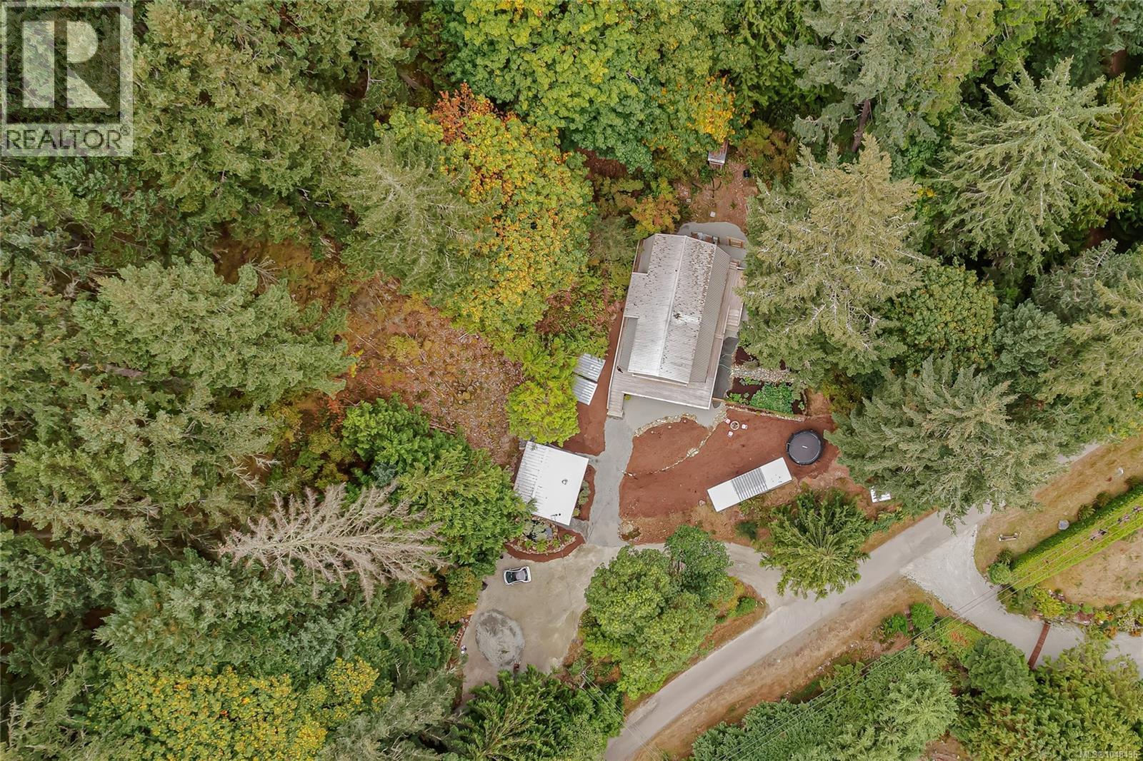384 Roland Rd, Salt Spring
