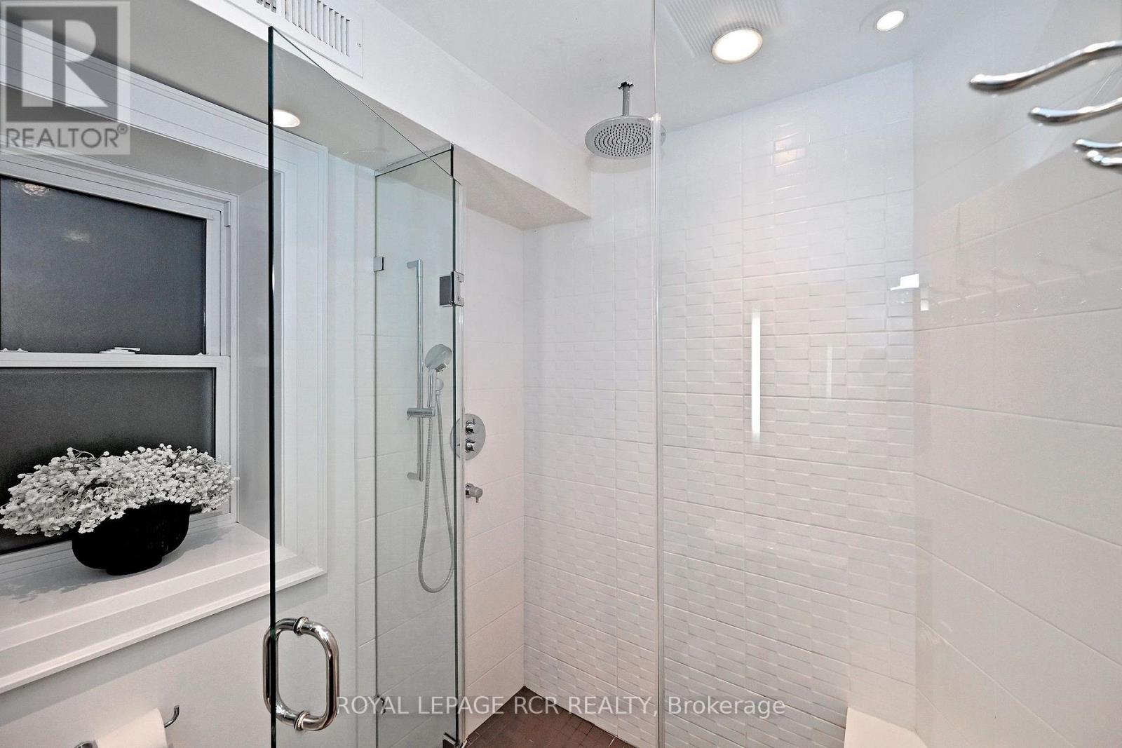 214 BRIAR HILL AVENUE - Image 29