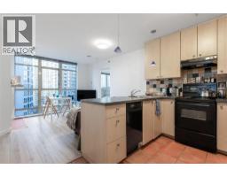 807 819 Hamilton Street, Vancouver, BC V6B6M2 Photo 8