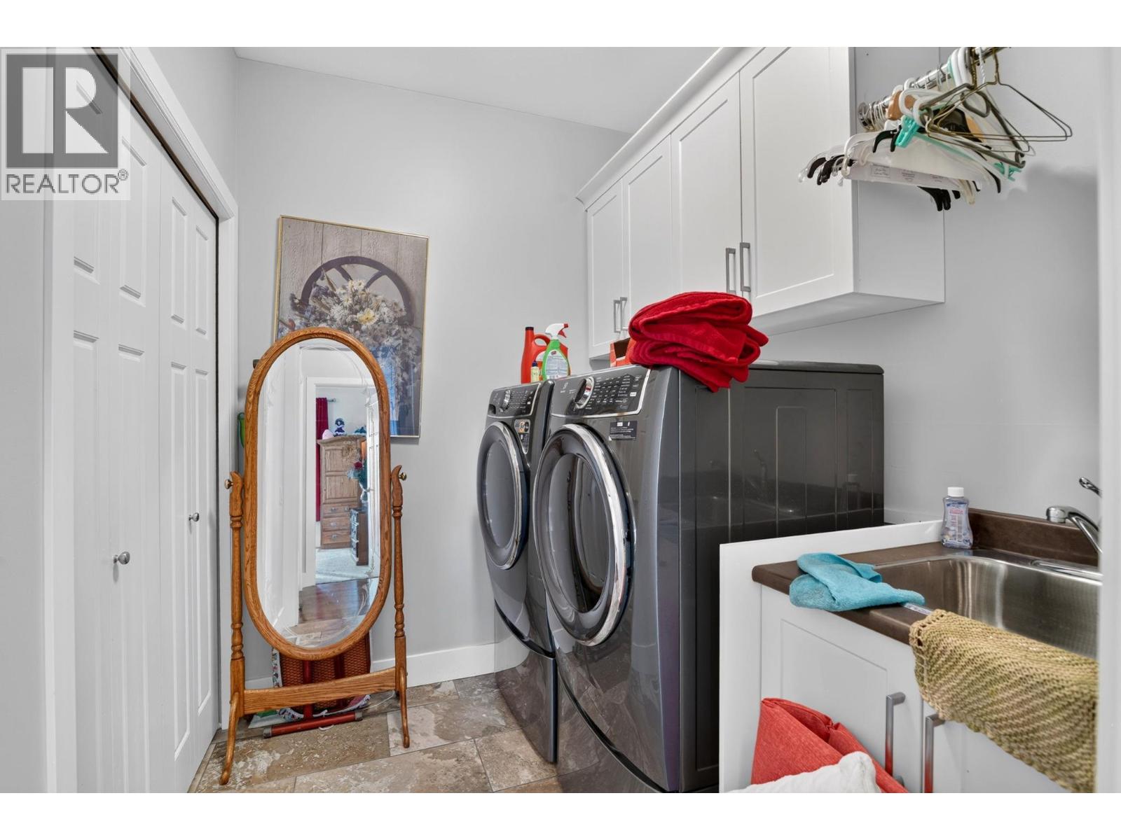  2086 Candalera Lane, West Kelowna