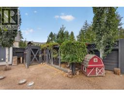 7272 Dunwaters Road, Kelowna, BC V1Z3W4 Photo 54