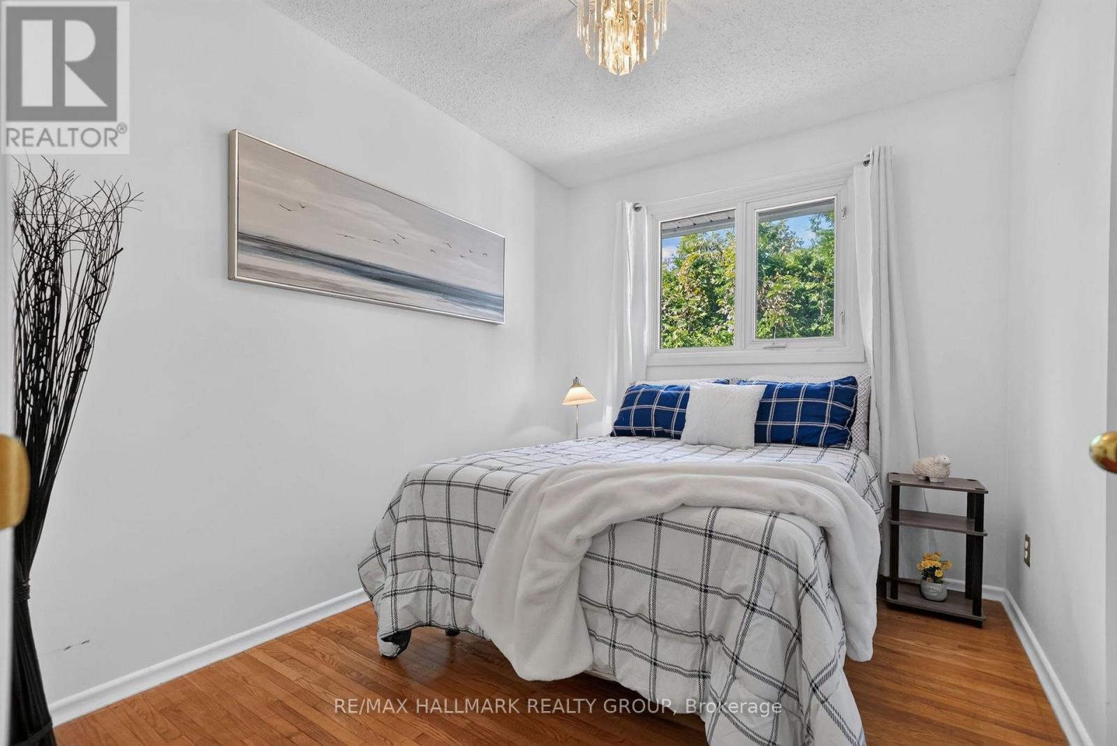 157 LACROIX AVENUE - 17
