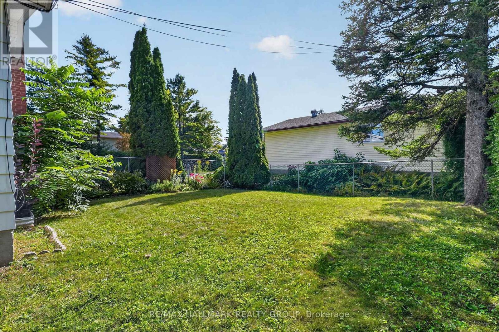 157 LACROIX AVENUE - Image 33