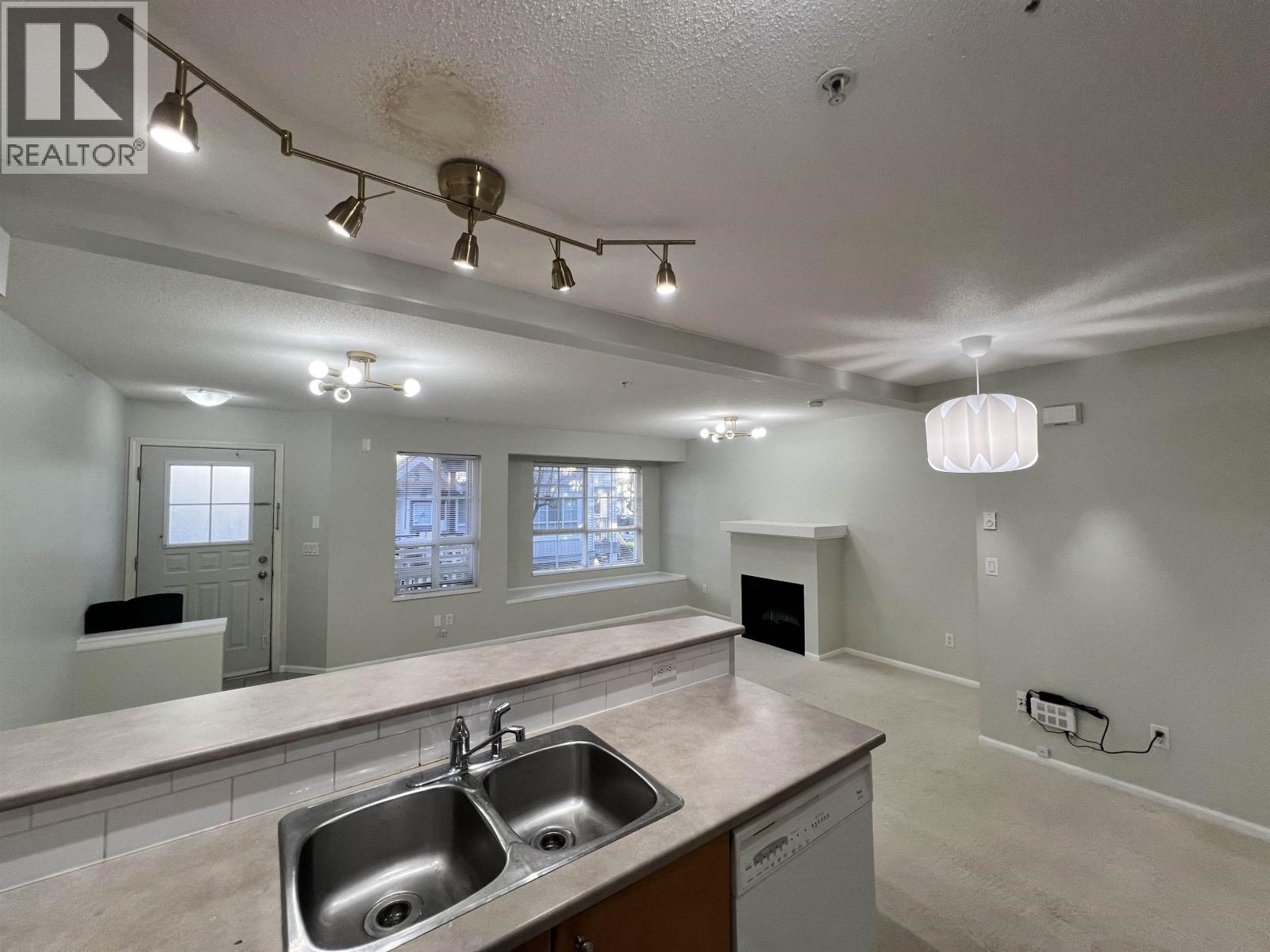 7088 17TH AVENUE, Burnaby