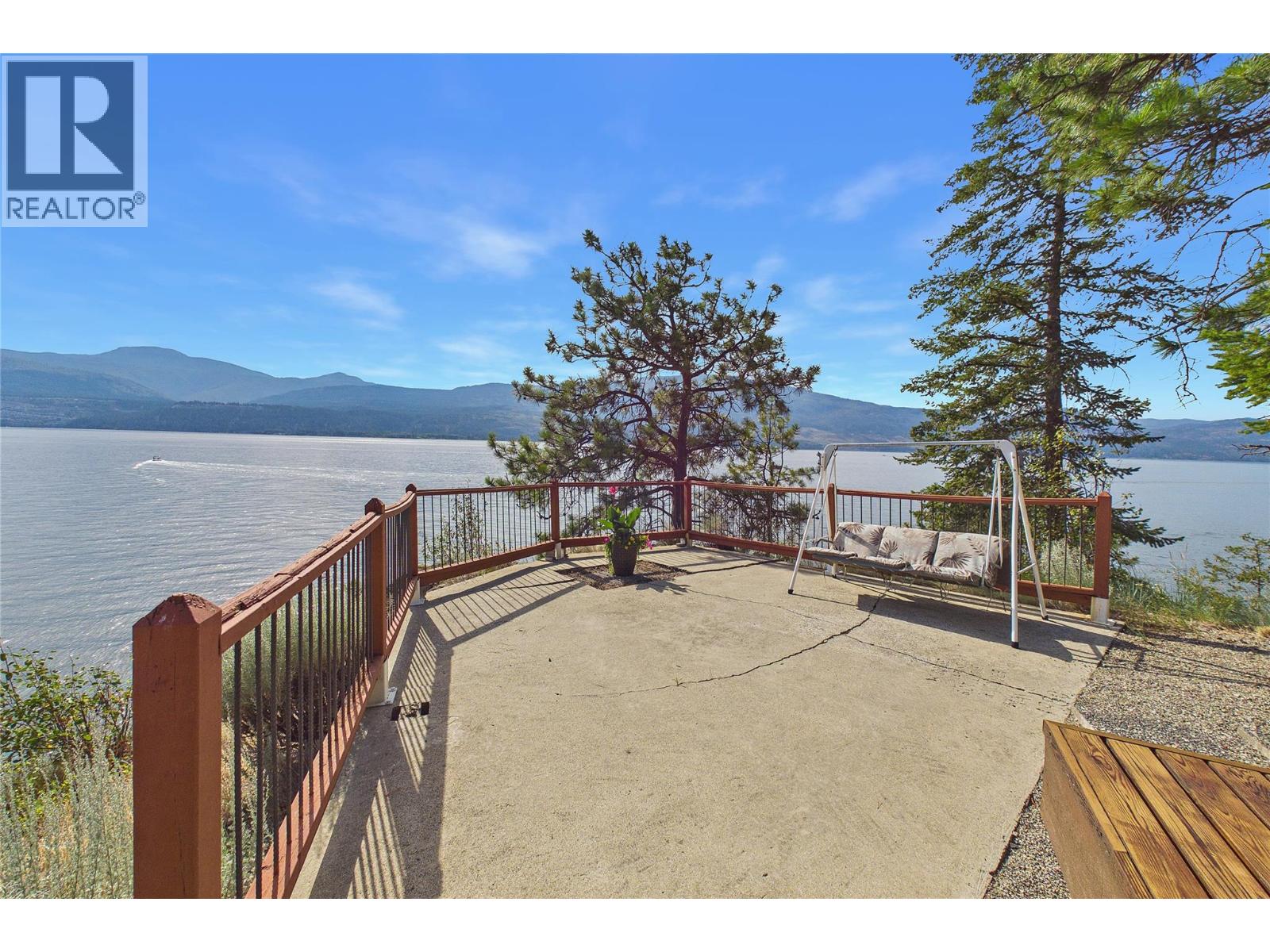 17538 Coral Beach Road photo 5