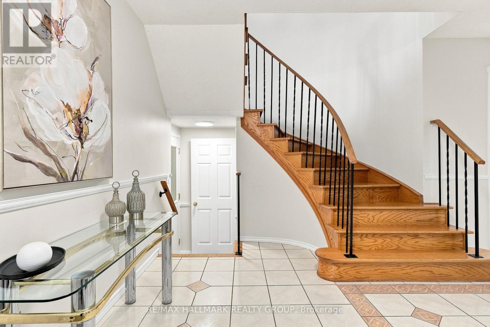 609 TOURELLE Drive, Ottawa, Ontario, K4A3H5, Ottawa, Ontario — photo 4 of 5
