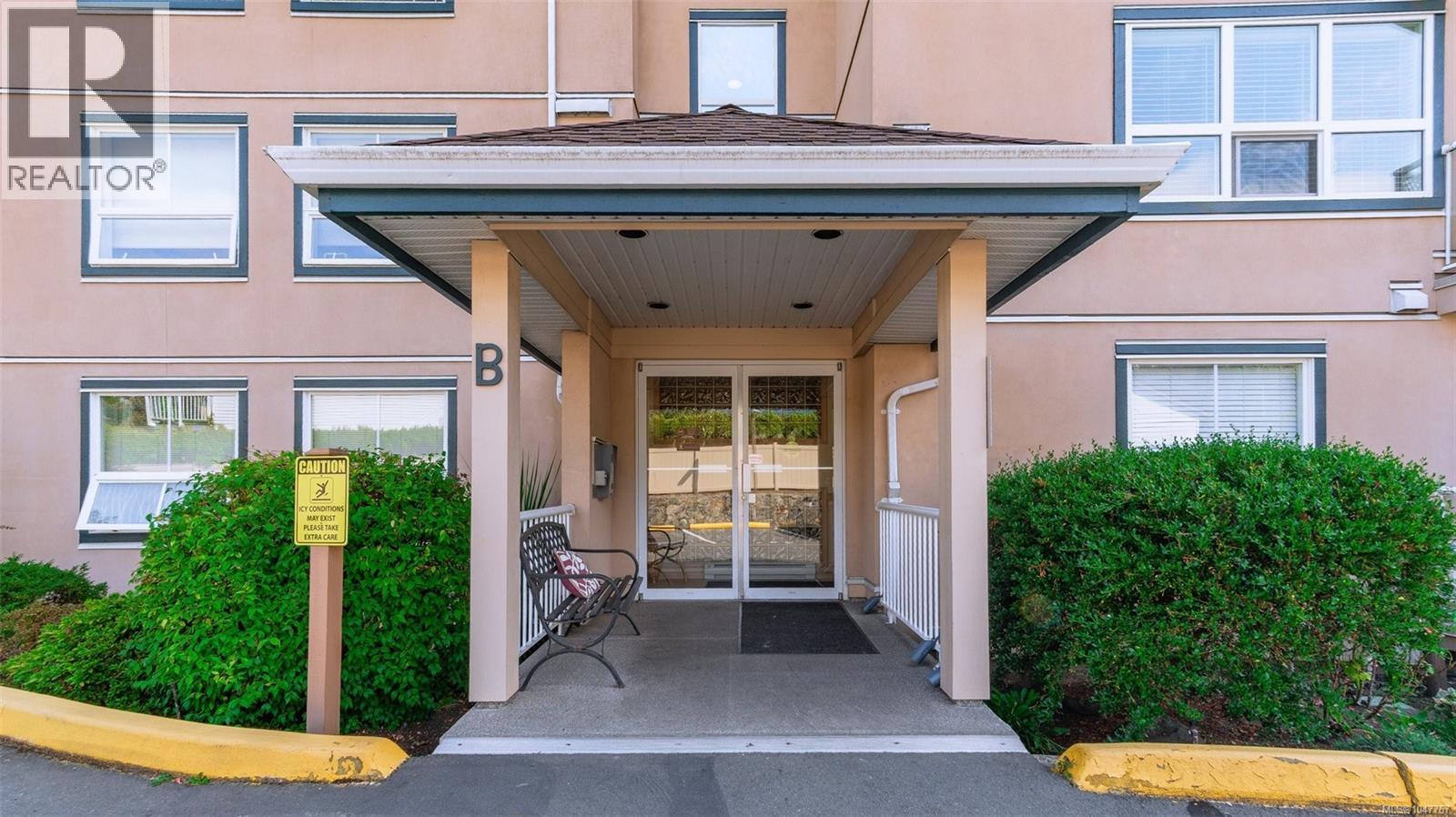 104B 3000 Oak St, Chemainus