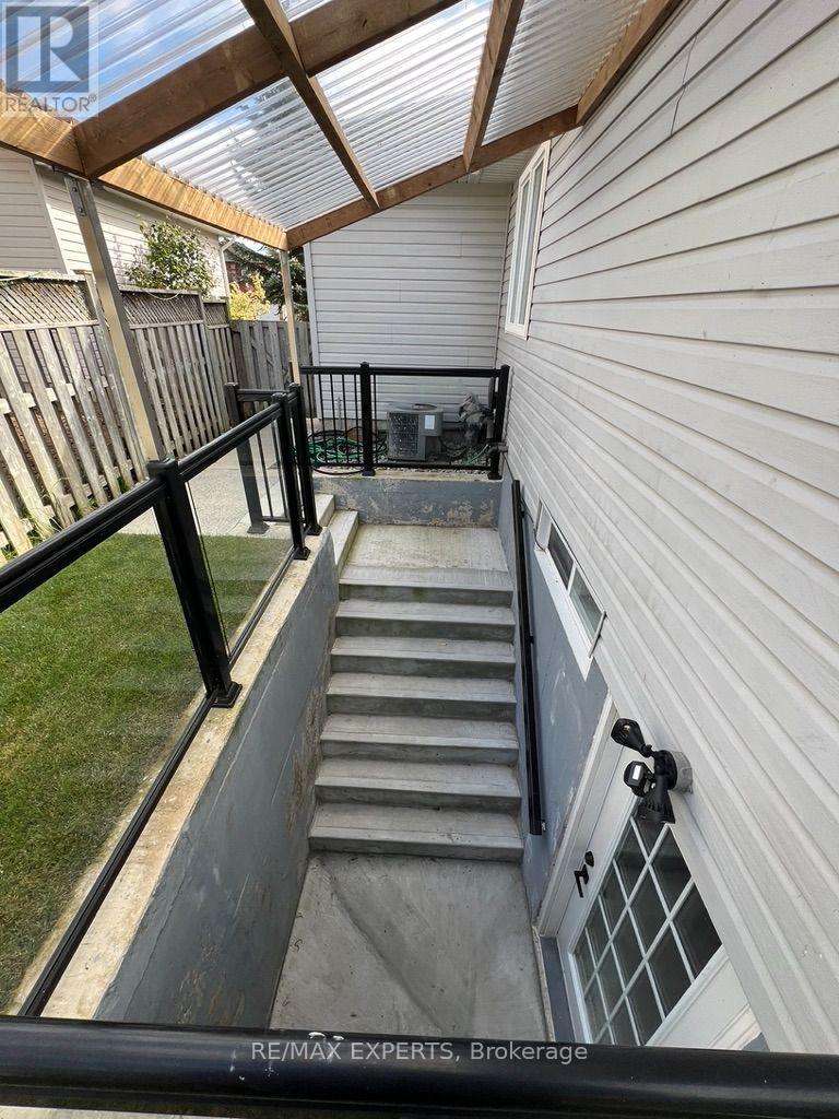 #BSMT 70 Marsellus Drive, Barrie (Holly), Ontario, L4N8R7, Barrie (Holly), Ontario — photo 5 of 5