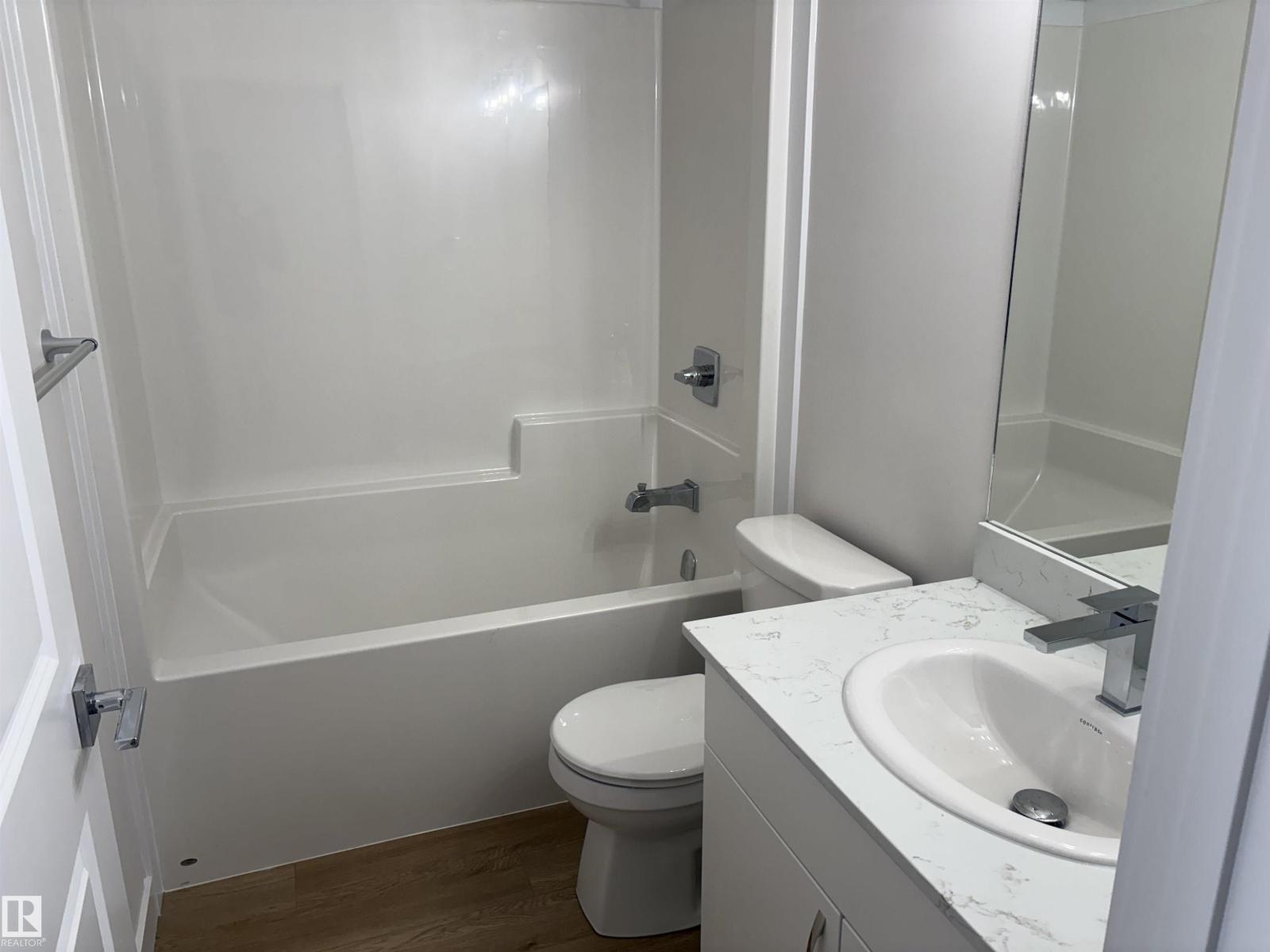 4845 115 AV NW, Edmonton — photo 8