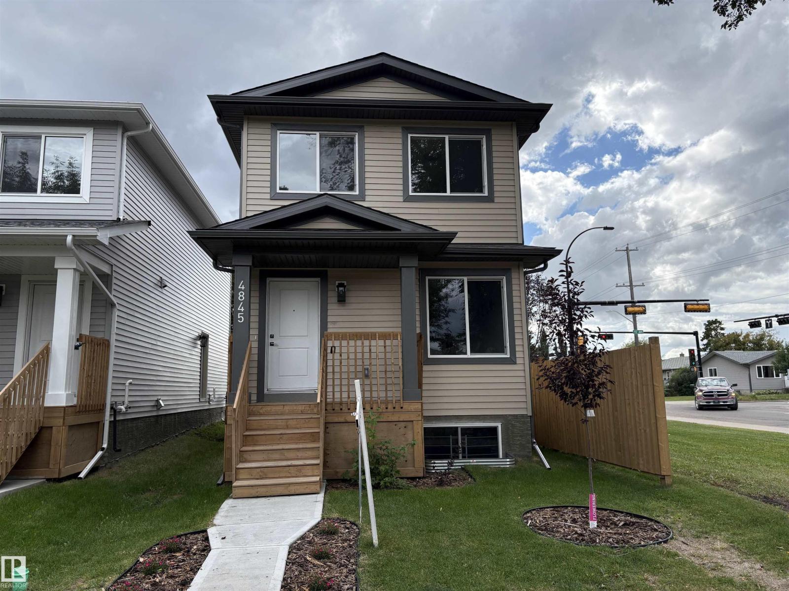 4845 115 AV NW, Edmonton — photo 1