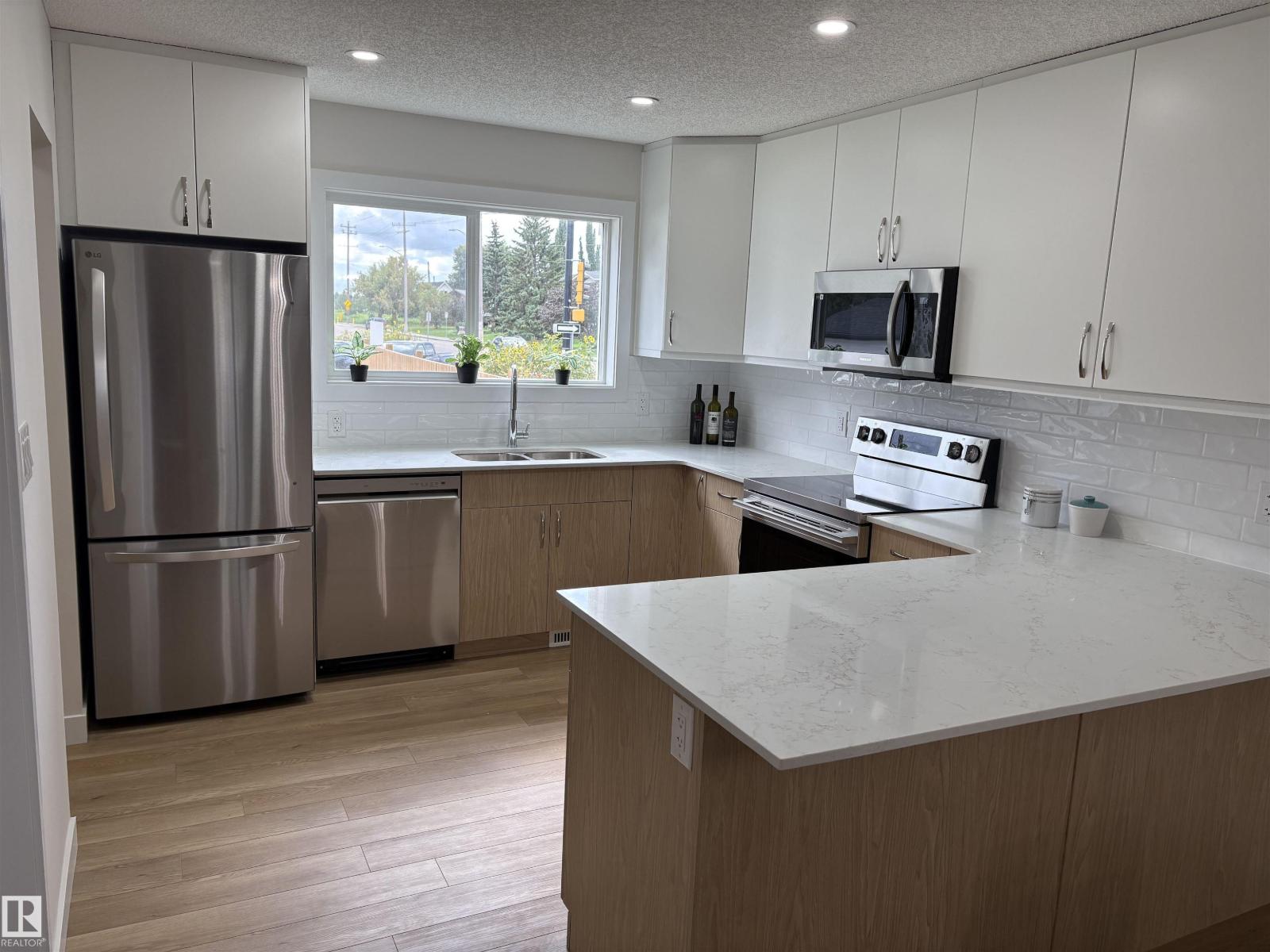 4845 115 AV NW, Edmonton — photo 4