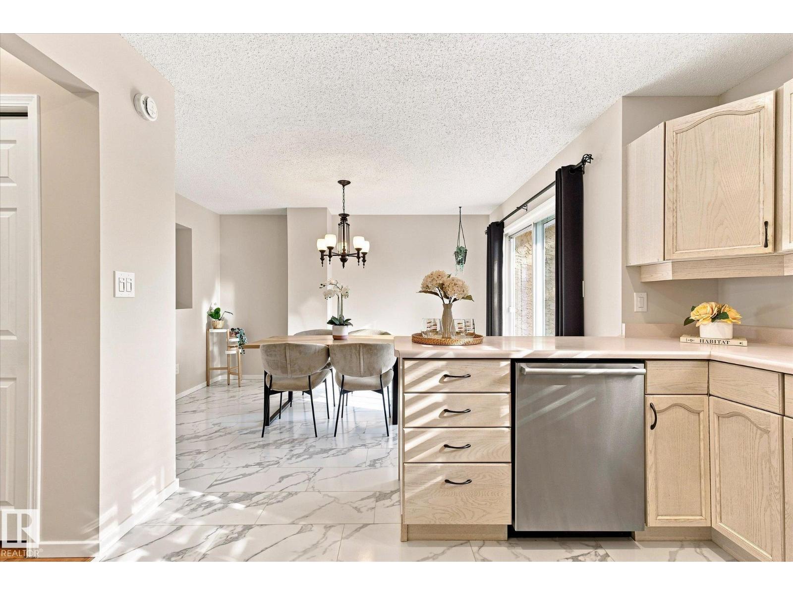 17610 96 AV NW - 12