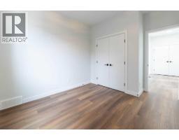 5pc Bathroom - 49 Lowden Close, Red Deer, AB T4R0R9 Photo 6