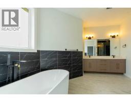 49 Lowden Close, Red Deer, AB T4R0R9 Photo 17