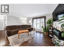 Primary Bedroom - 6015 50 A Street, Ponoka, AB T4J1V1 Photo 6