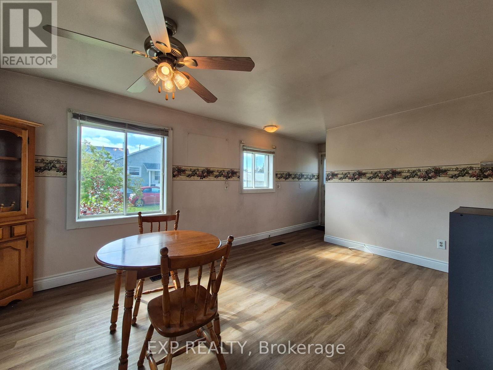 1 Bed, 1 Bath House for Sale in Renfrew – 170 JUNE STREET, Renfrew – MLS# X13743686 - Image 10