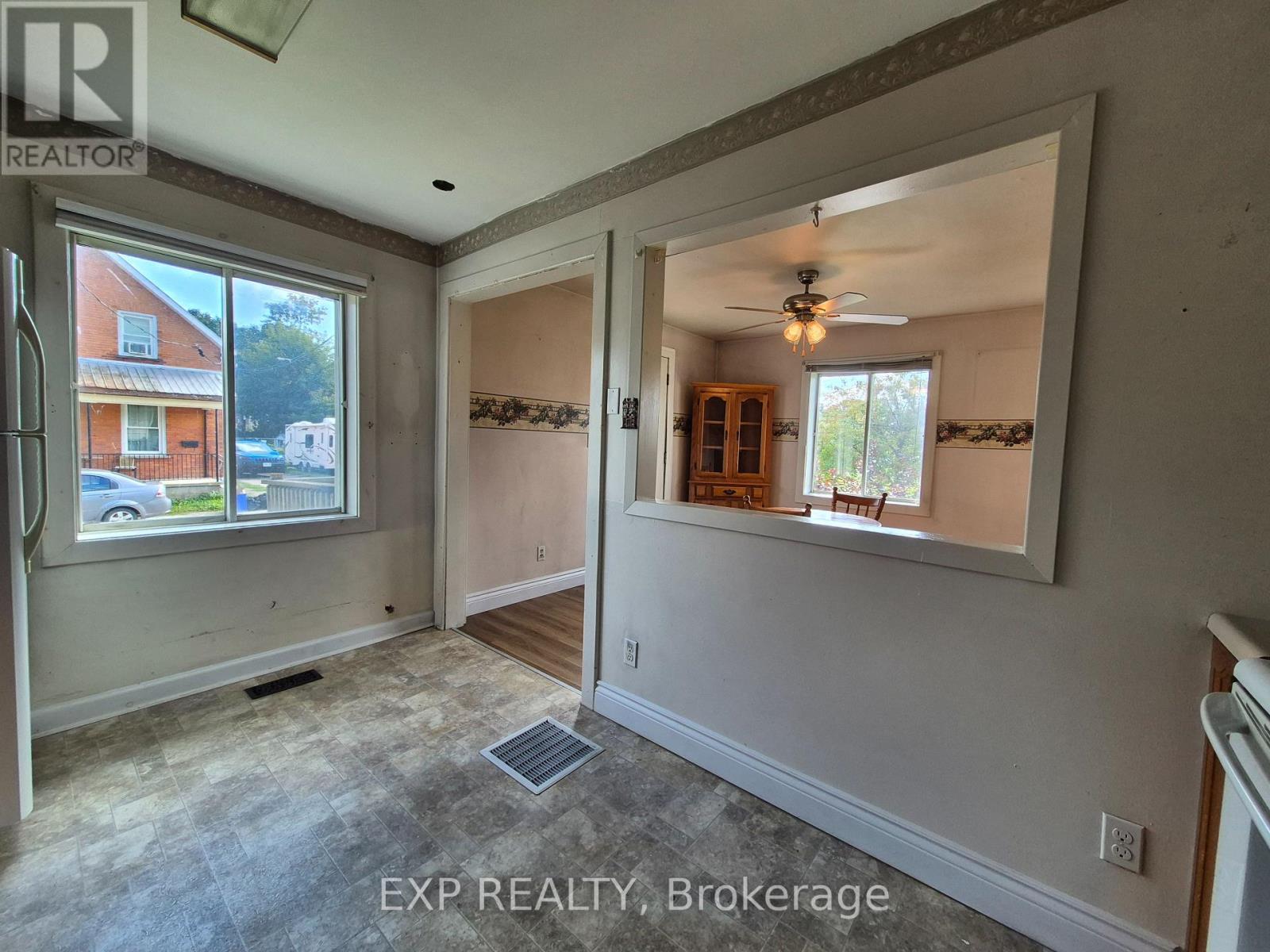 1 Bed, 1 Bath House for Sale in Renfrew – 170 JUNE STREET, Renfrew – MLS# X13743686 - Image 14
