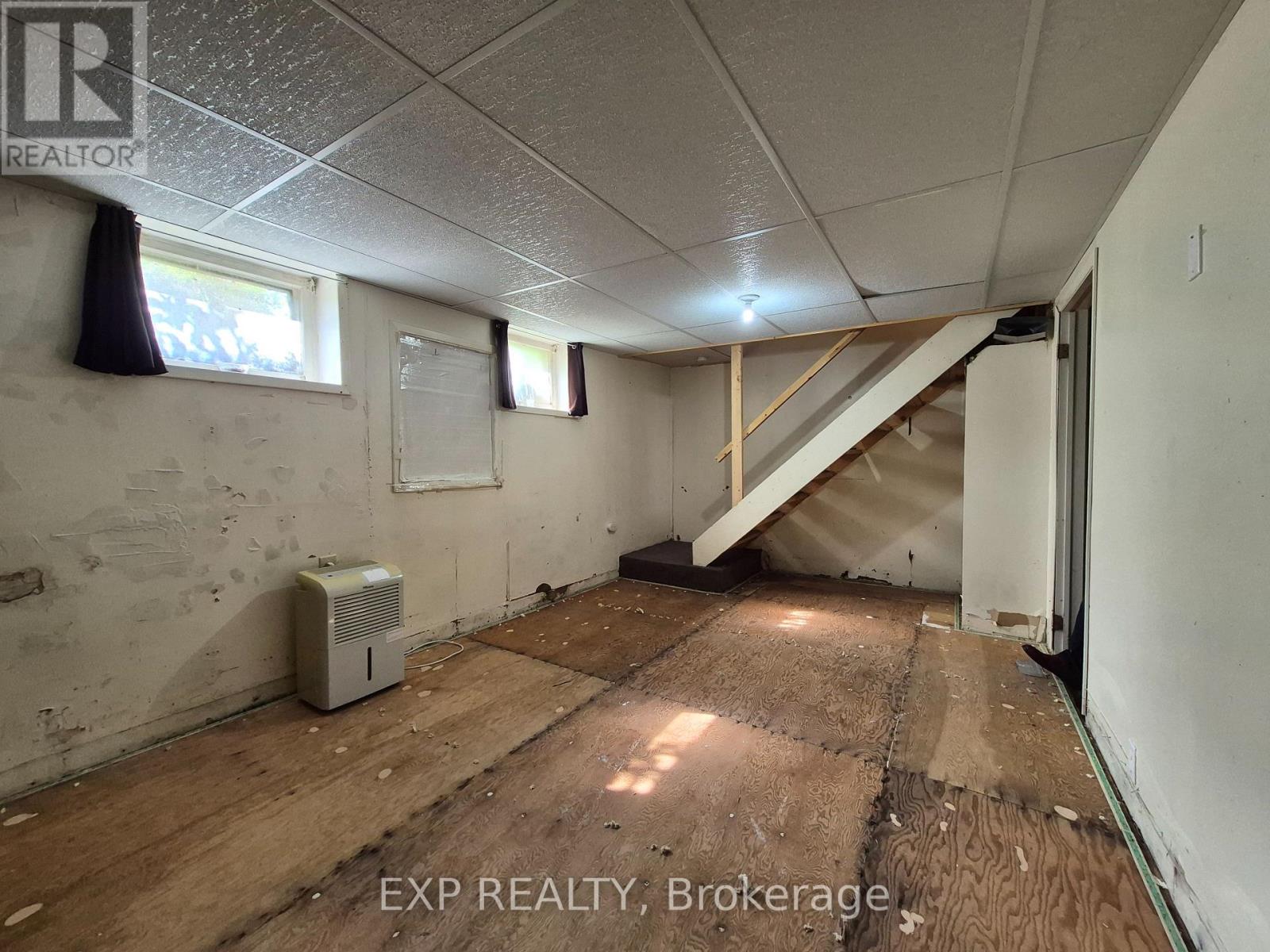 1 Bed, 1 Bath House for Sale in Renfrew – 170 JUNE STREET, Renfrew – MLS# X13743686 - Image 19