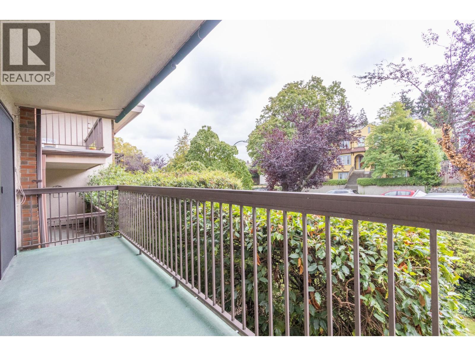202 1235 15TH AVENUE, Vancouver