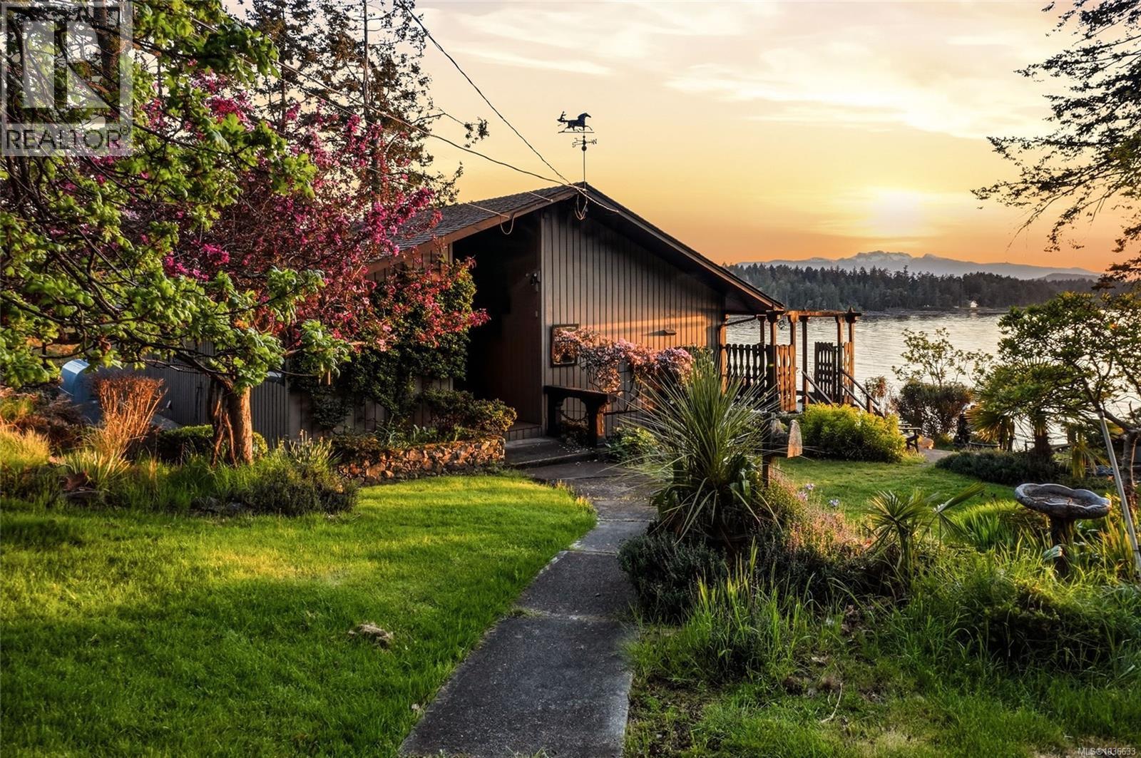 B 1571 Brynmarl Rd, Nanoose Bay