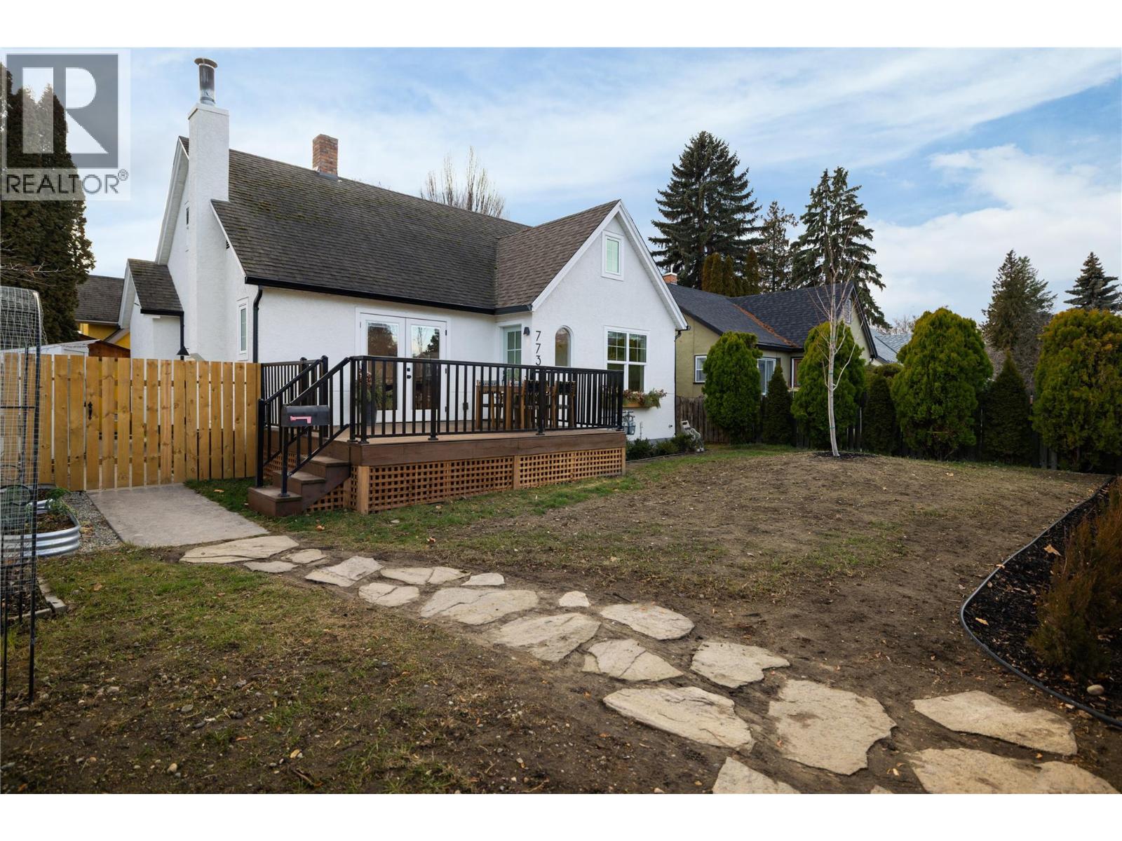 773 Sutherland Avenue - 50