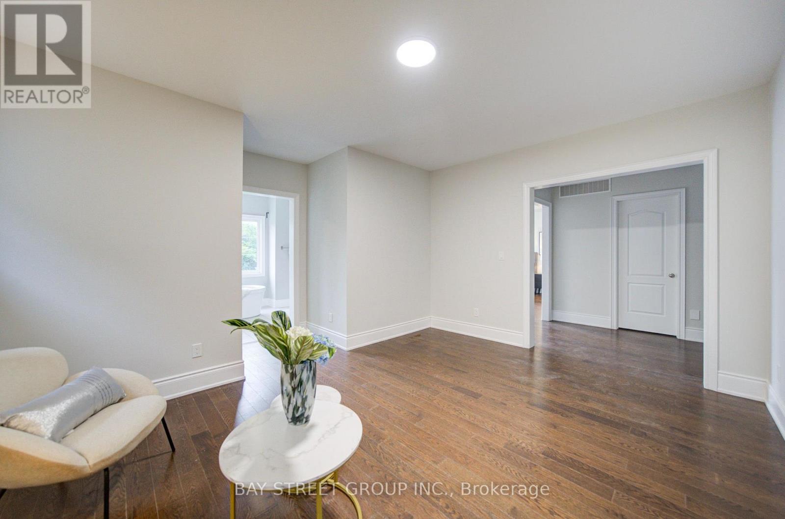 16 MALASPINA CLOSE - 29