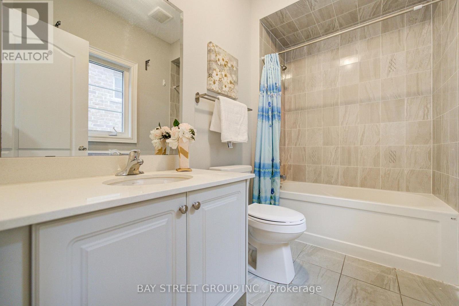 16 MALASPINA CLOSE - Image 36