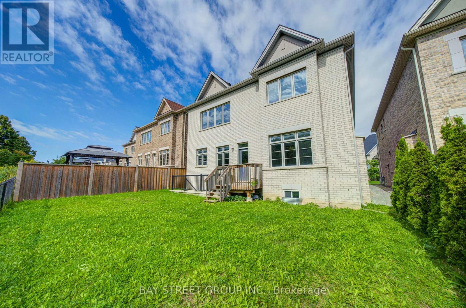 16 MALASPINA CLOSE - 47