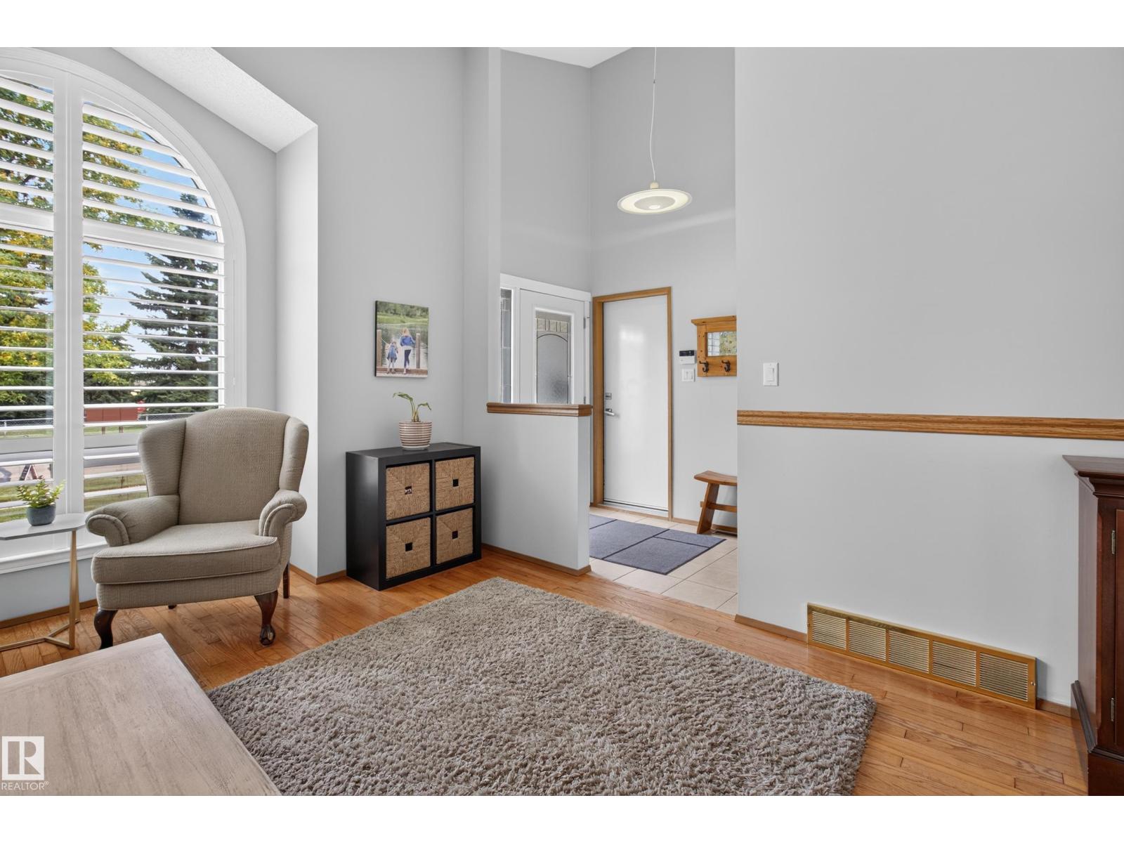 102 COACHMAN WY - 5