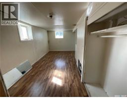 810 O Avenue S, Saskatoon, SK S7M2S7 Photo 10