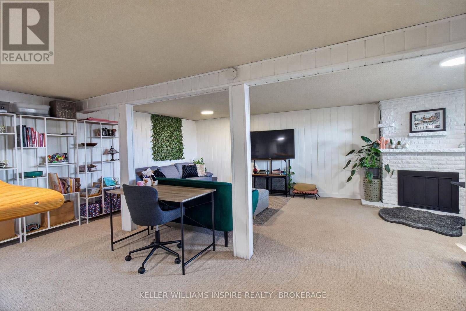 4535 BATH ROAD - 44