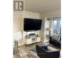 1040 The Queensway, Toronto, ON M8Z0A7 Photo 11