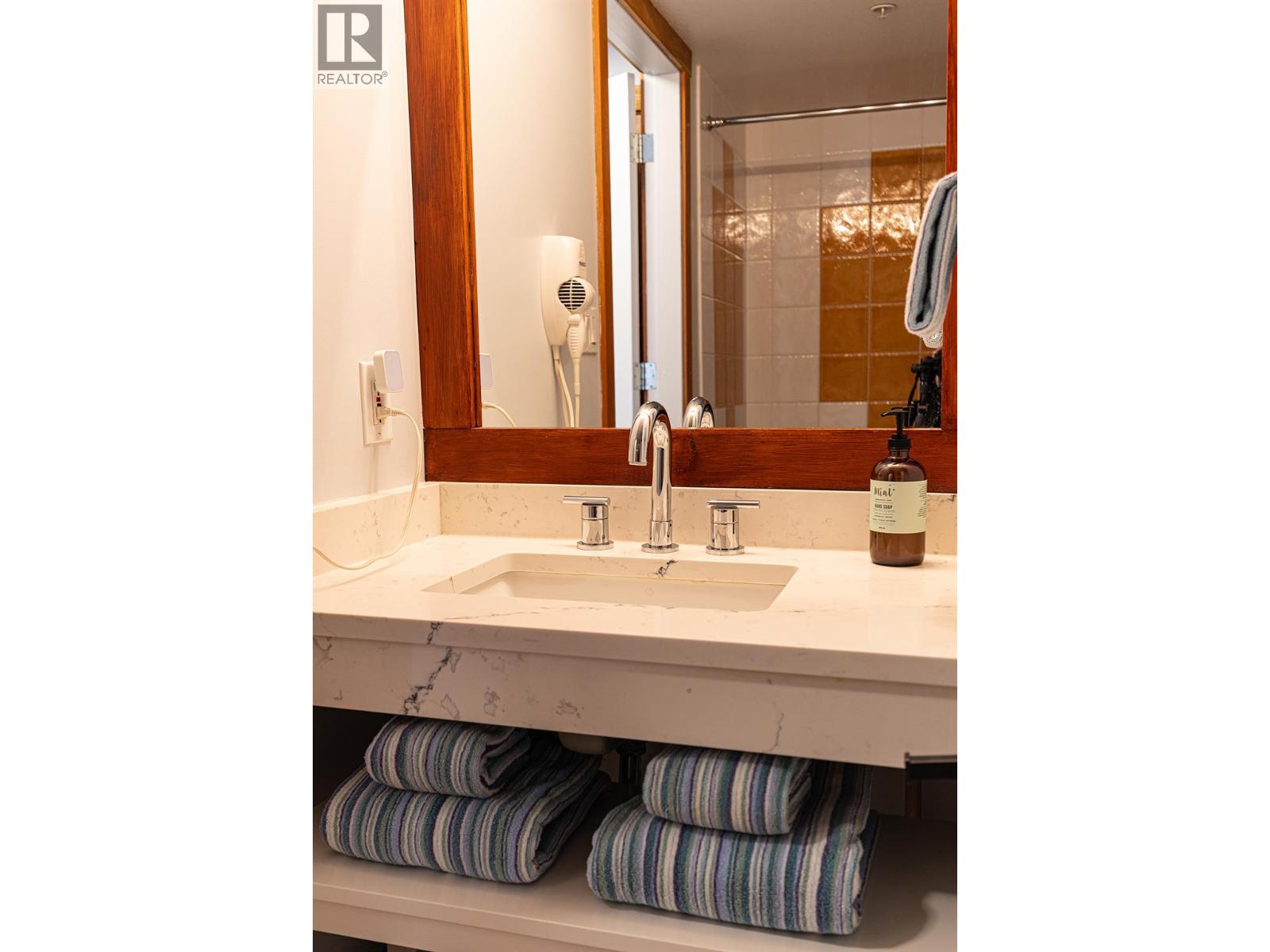 #113 2080 SUMMIT Drive - Image 26