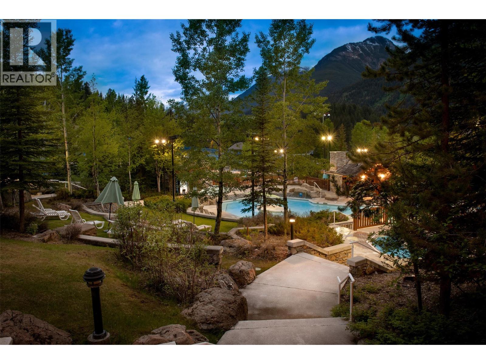 #113 2080 SUMMIT Drive - Image 4