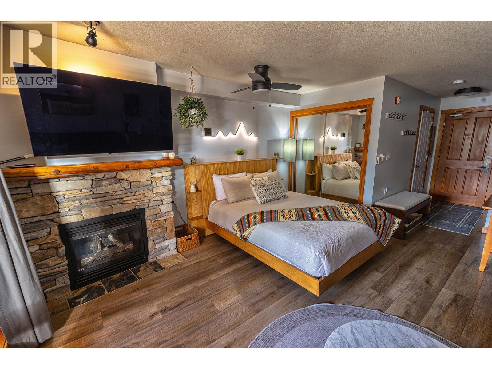 #113 2080 SUMMIT Drive - 9