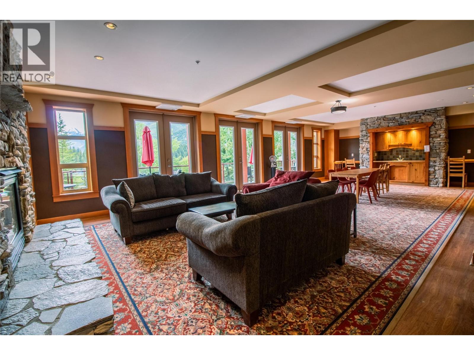 #113 2080 SUMMIT Drive - Image 36