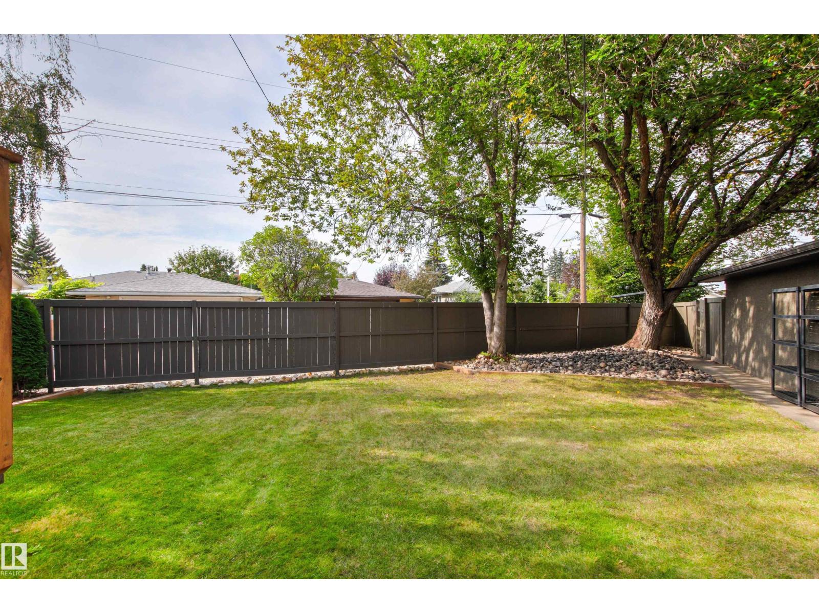 4112 111B ST NW - 56