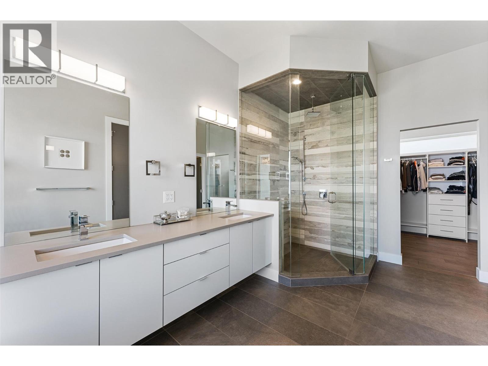 5678 Mountainside Court, Kelowna - Image 1