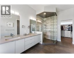 5678 Mountainside Court, Kelowna, BC V1W5L5 Photo 34